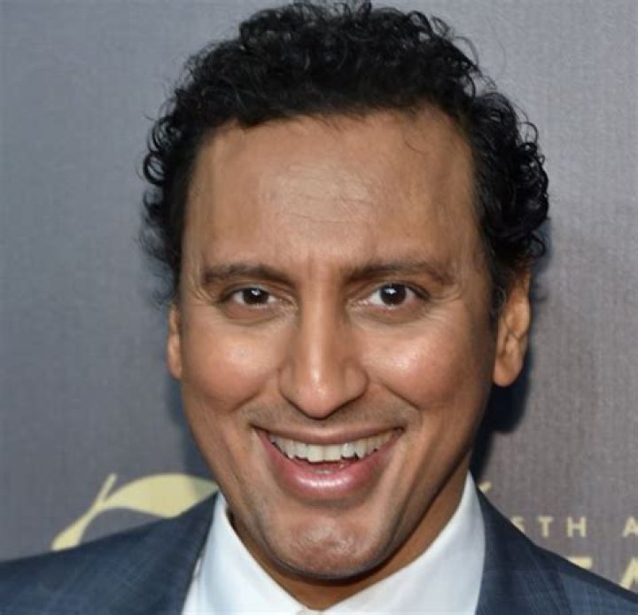 Aasif Mandvi Net Worth