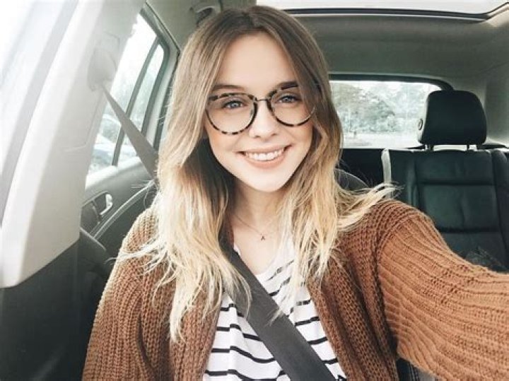 acacia-brinley