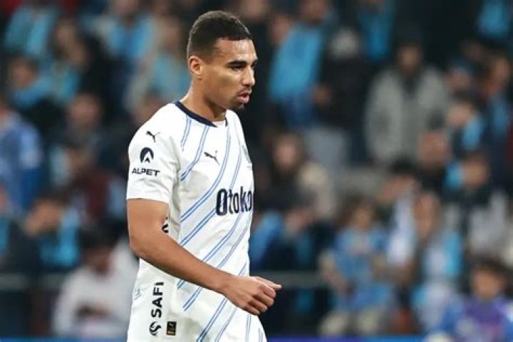Alexander Djiku