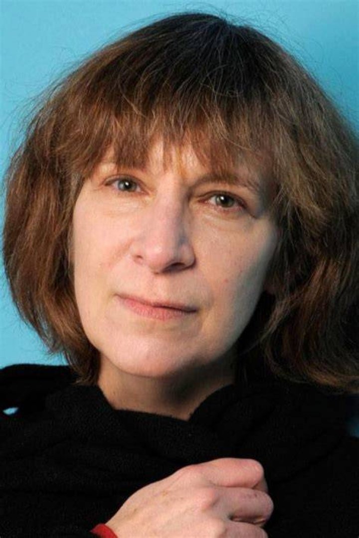 Amanda Plummer's photo