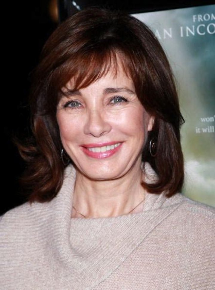 Anne Archer Net Worth