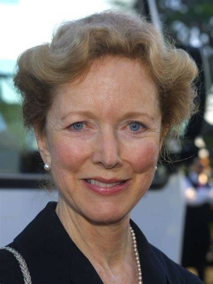 Barbara Babcock Net Worth