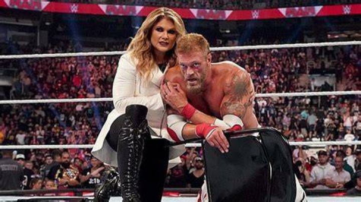 Beth Phoenix Net Worth – How Much is Beth Phoenix Worth?