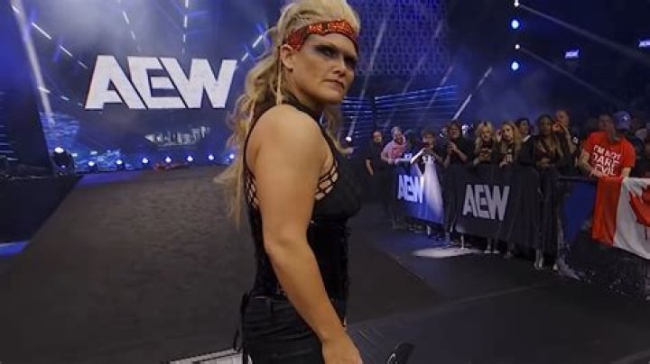 Beth Phoenix philanthropy