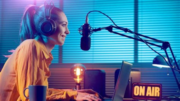 broadcasting broadcasting