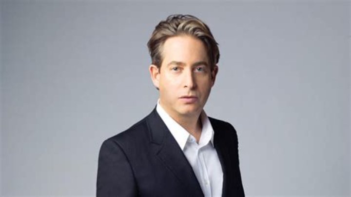 Charlie Walk Net Worth