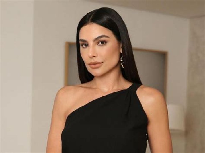 Cintia Chagas Net Worth