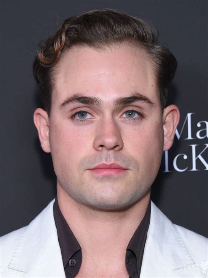Dacre Montgomery philanthropy Dacre Montgomery philanthropy