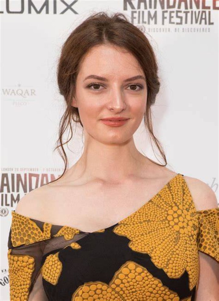 Dakota Blue Richards Net Worth