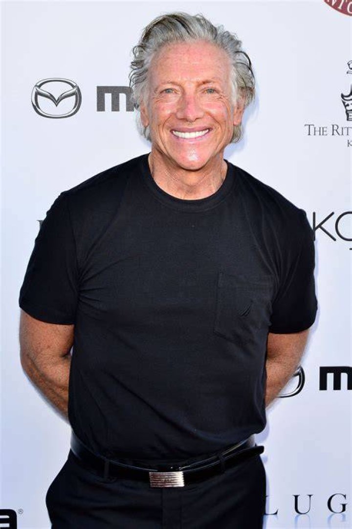 dallas raines net worth