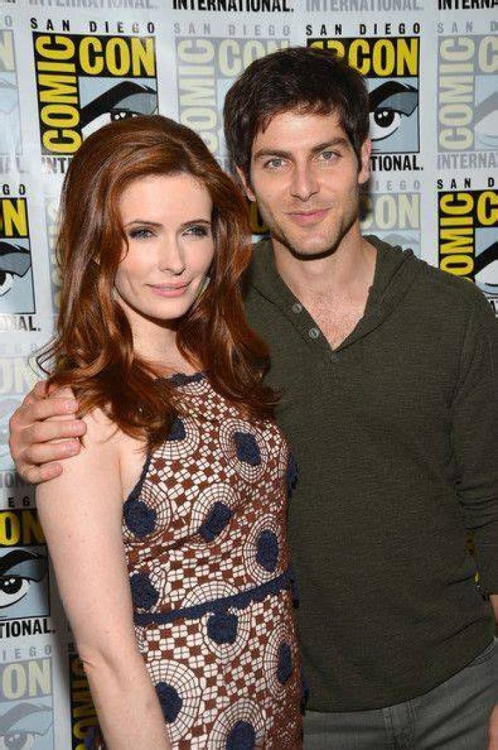 David-Giuntoli-and-Bitsie-Tulloch