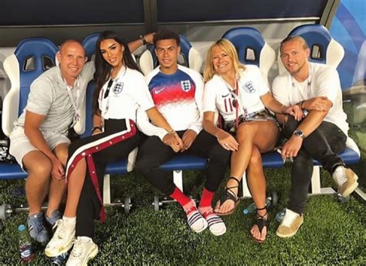 Dele Alli | Parents And Siblings