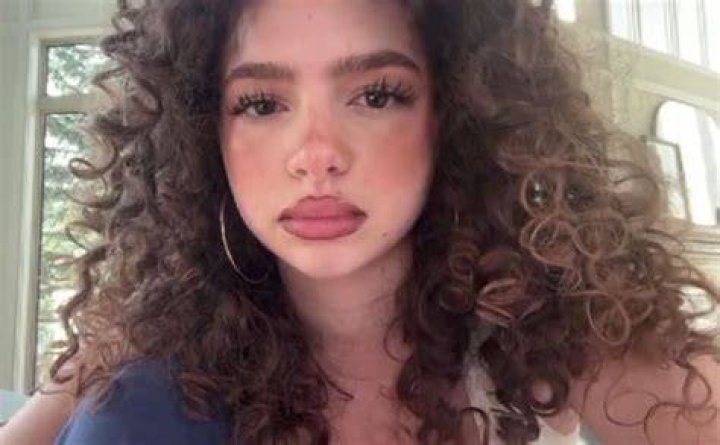Demitra Roche Net Worth