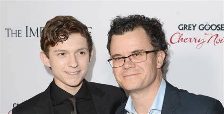 Dominic Holland Net Worth