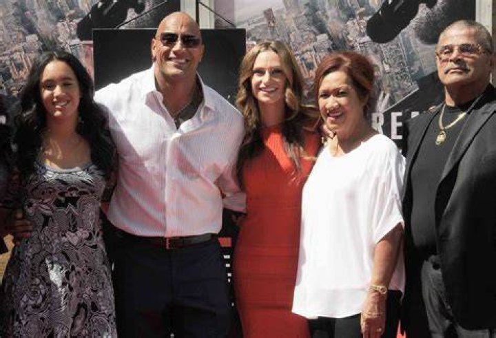 dwayne johnson father two siblings copy