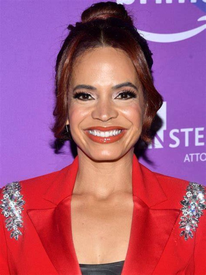 Elle Duncan American Anchor