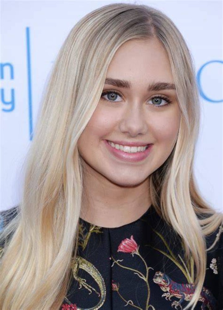 Emily Skinner American Actress