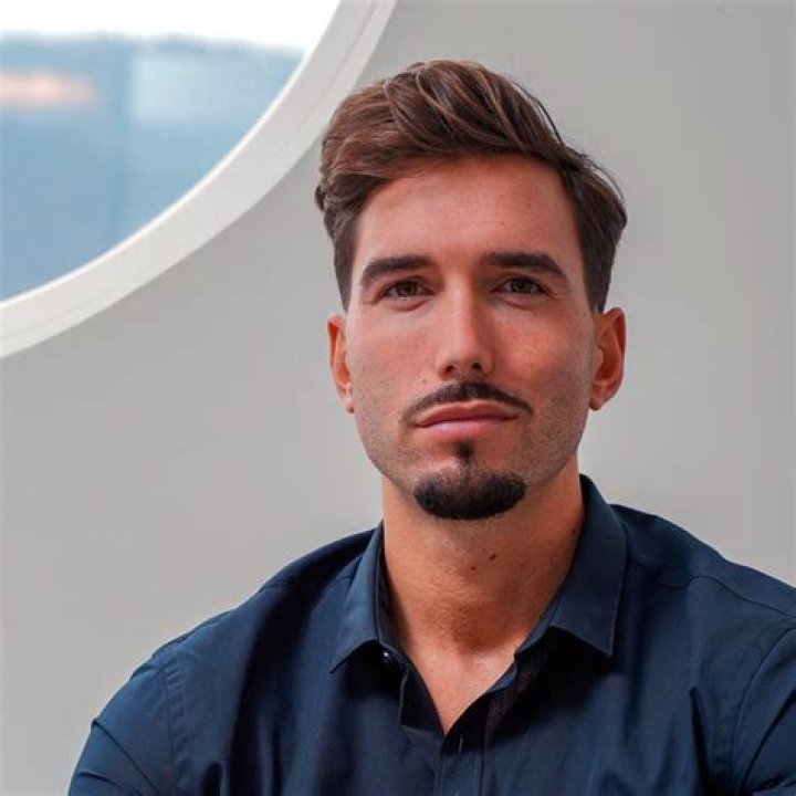 Endika Montiel