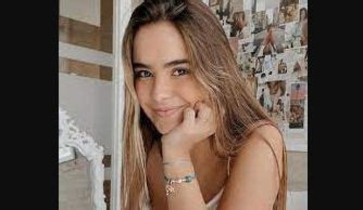 Estefi Merelles Net Worth
