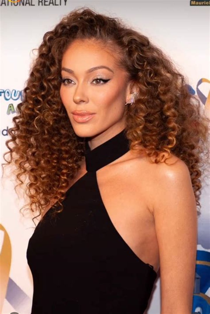 Gabrielle Kniery Net Worth