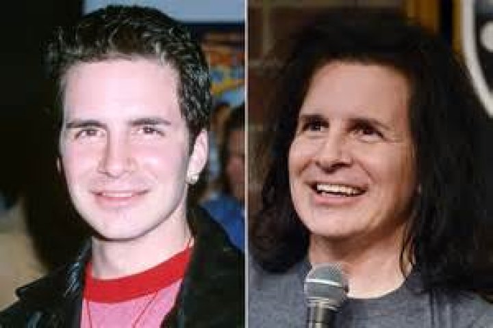 Hal Sparks hosting Talk Soup