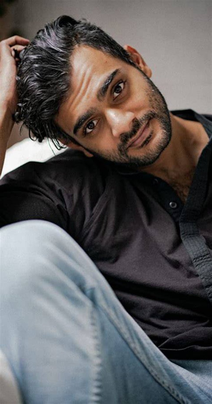 Hamza Haq Net Worth