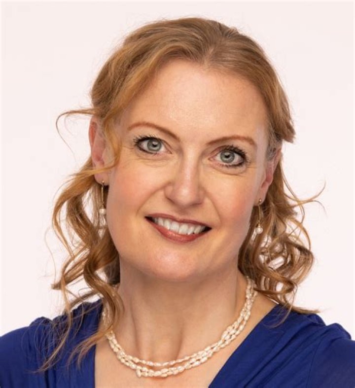 Helen Leach