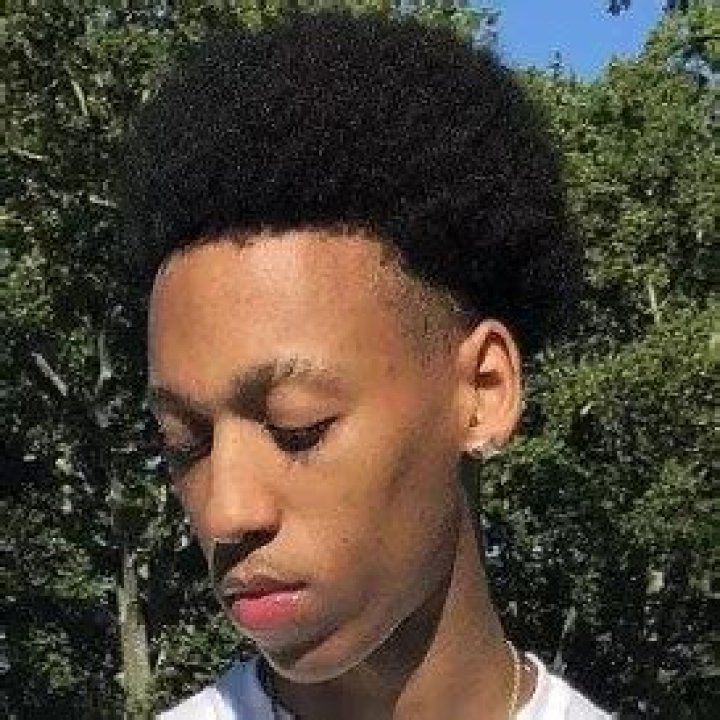 Imonte Hand Net Worth