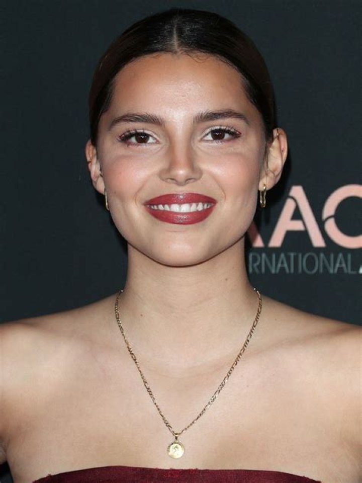 Inde Navarrette American Actress