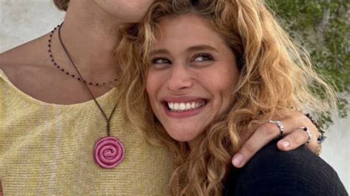 Isadora Cruz