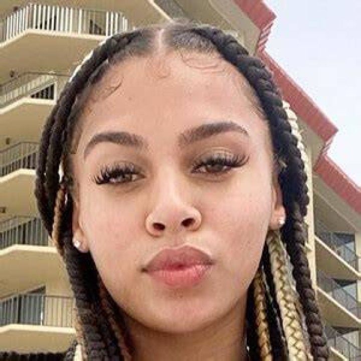 Janiya Drinnon