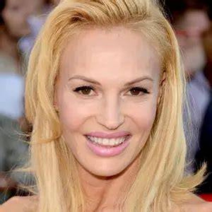 Jolene Blalock net worth Jolene Blalock net worth