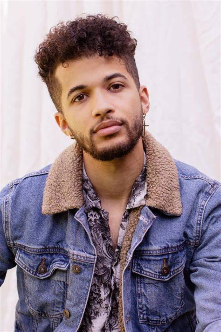 Jordan Fisher's Photo