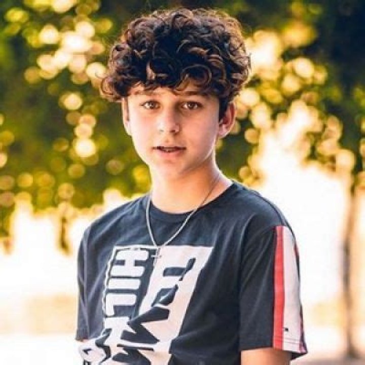 Jude Flores Net Worth