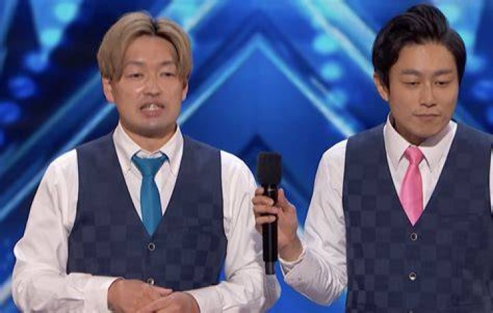 Judges LOSE CONTROL with LAUGHTER! | The X Factor UK - x factor judge breaks guitar translation