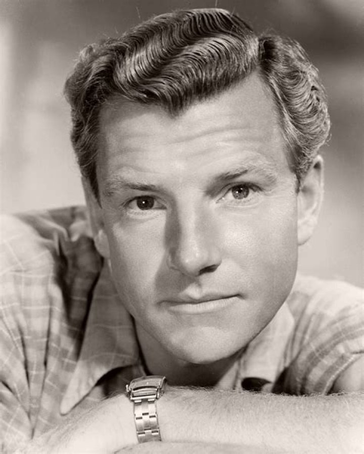 Kenneth More Kenneth More