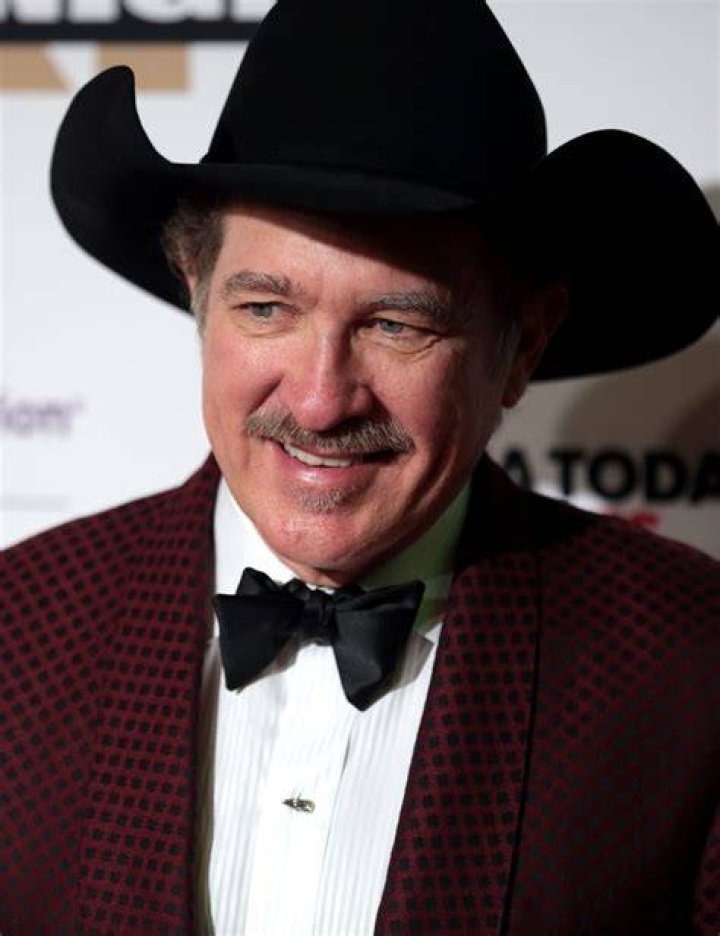 kix brooks income