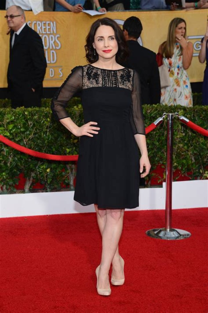 Laura Fraser Height
