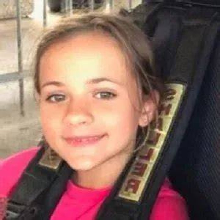 Lily LaBrant | Bio, Age, Net Worth, Relationship, Career