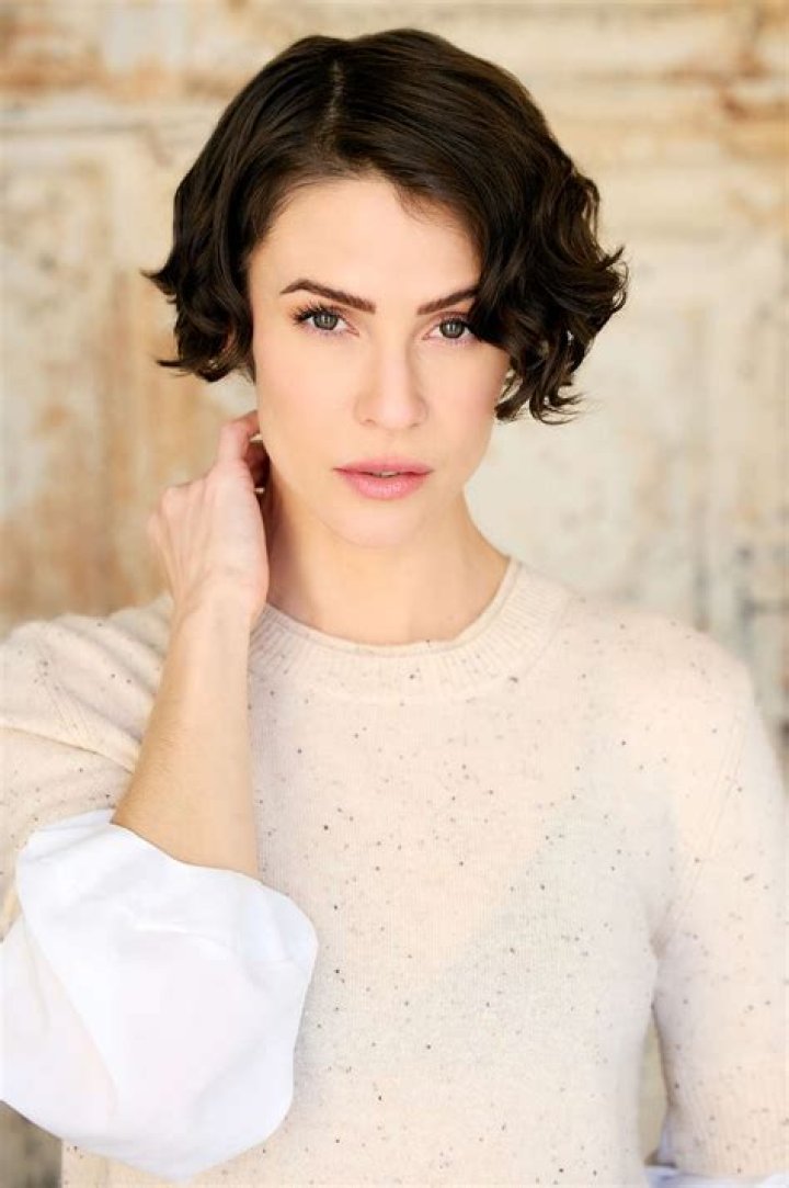 Linsey Godfrey