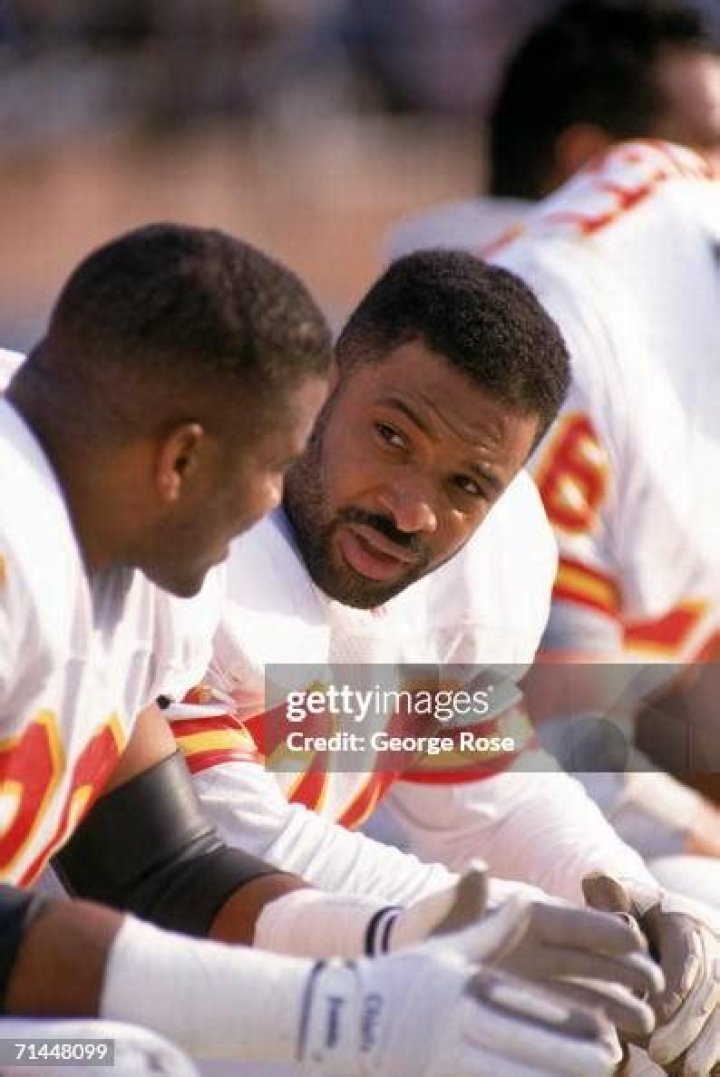 Lloyd Burruss