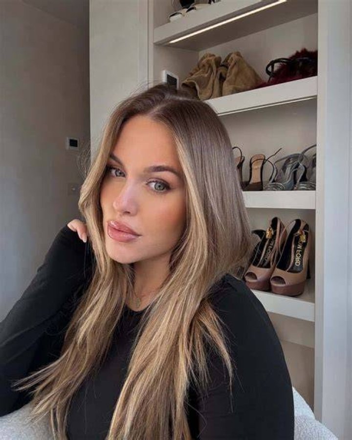 Lottie Tomlinson Net Worth