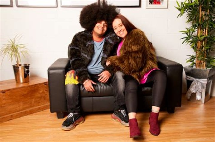 Louise and Jose's love story began in 2021 when they connected on Instagram