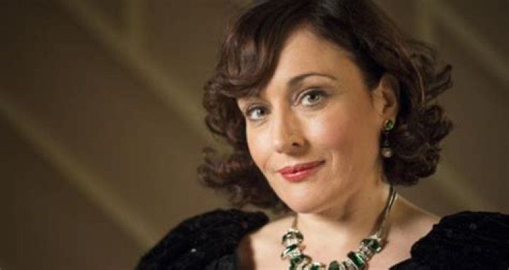 Lucy Cohu Net Worth