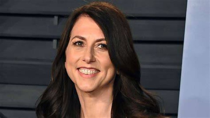 Mackenzie Scott Net Worth – How Much is Scott Worth?