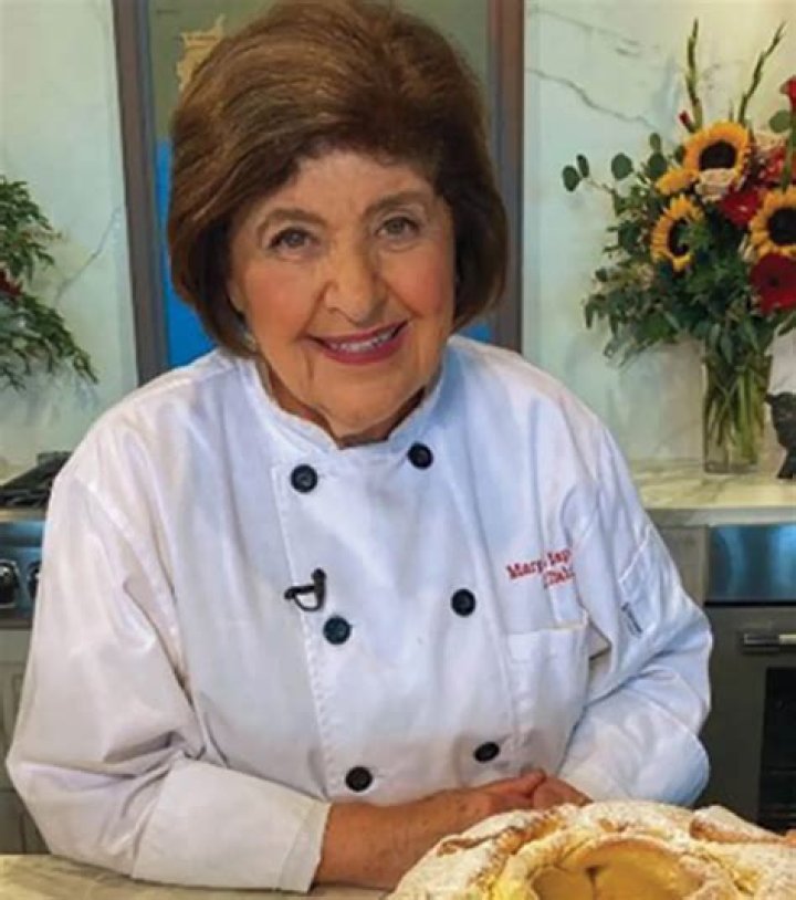 Mary Ann Esposito
