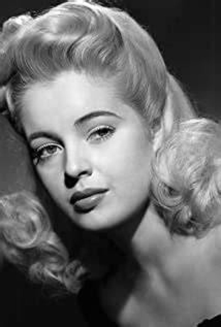 Mary Beth Hughes Net Worth