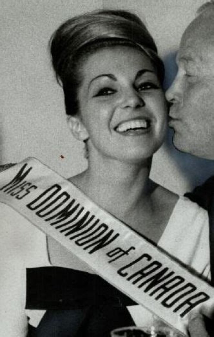 Mary Lou Farrell