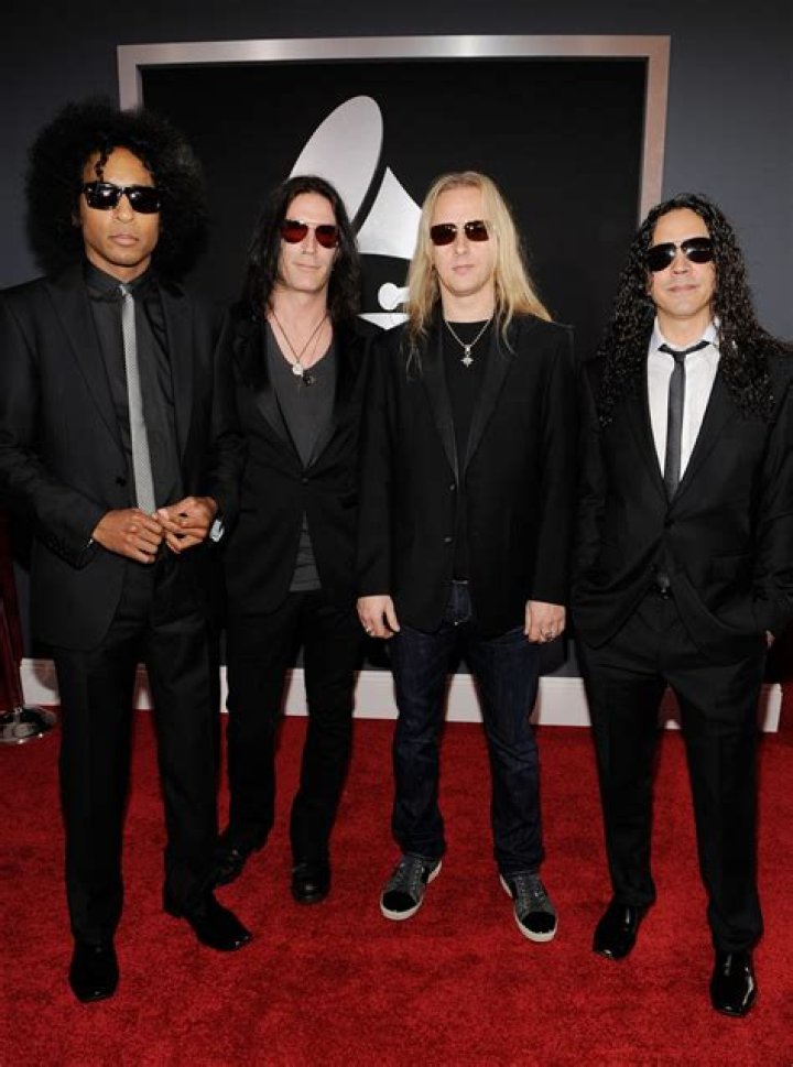 Mike Inez Net Worth