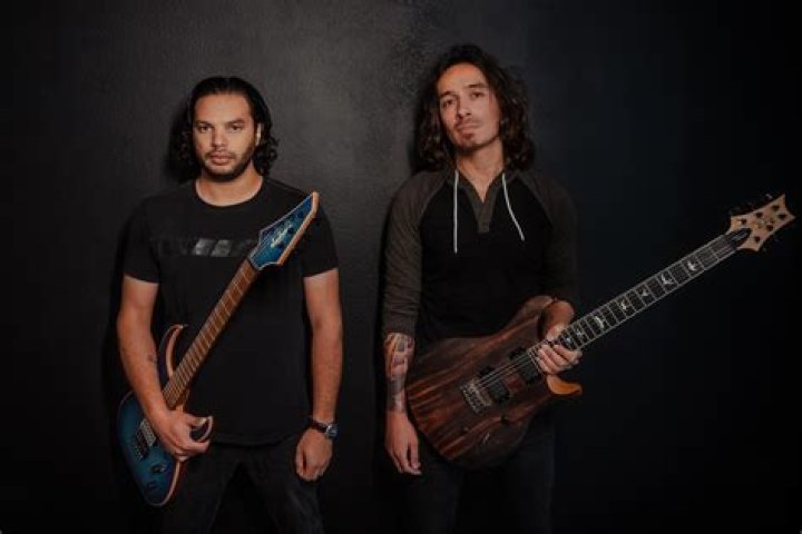Misha Mansoor Height